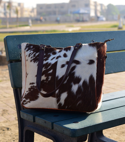 Cowhide Crossbody Leather Shoulder Bag - Stylish & Durable Everyday Purse - Perfect Gift for Her