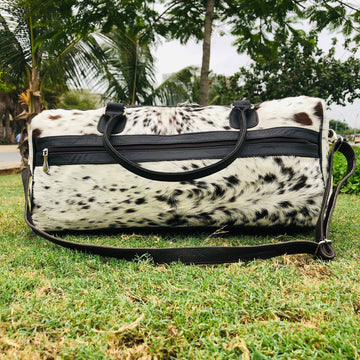 Handcrafted Medium Cowhide Duffel Bag, Ideal for Business Trips or Vacations, Unique Birthday Gift