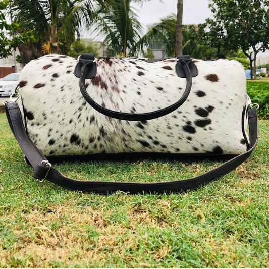 Handcrafted Medium Cowhide Duffel Bag, Ideal for Business Trips or Vacations, Unique Birthday Gift